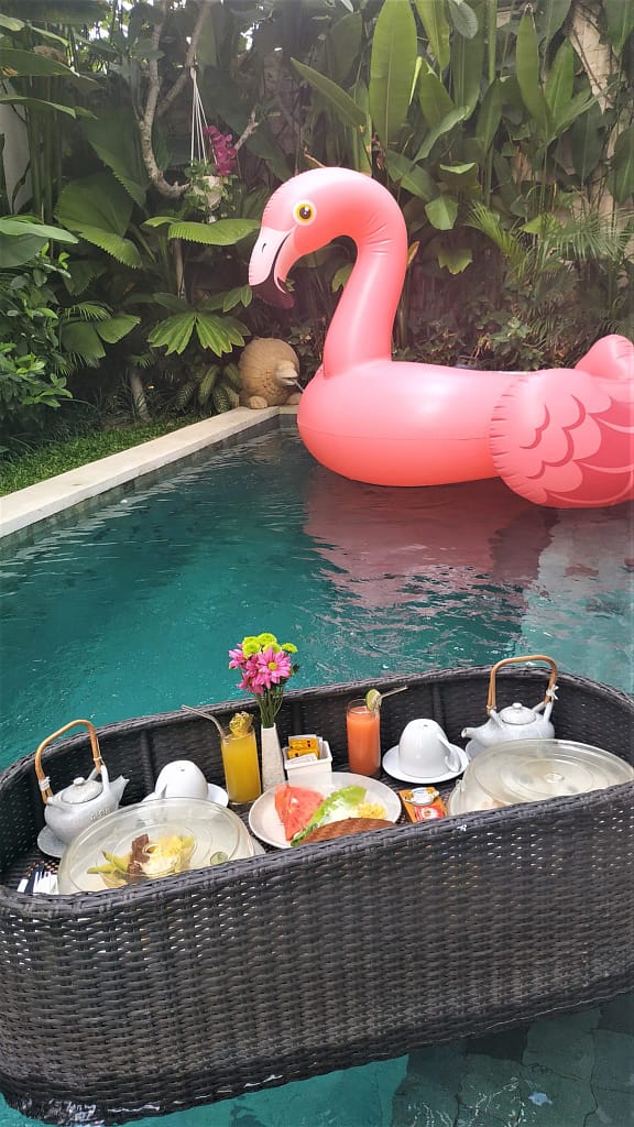 Floating breakfast, Aleva Villa, Bali