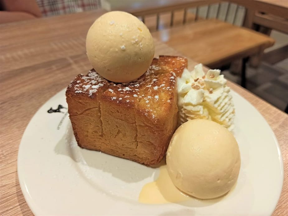 Baby Shibuya honey toast 