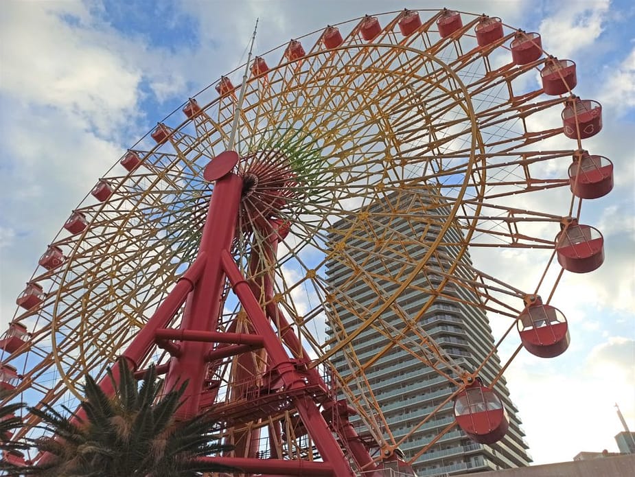 Mosaic Big Ferris Wheel